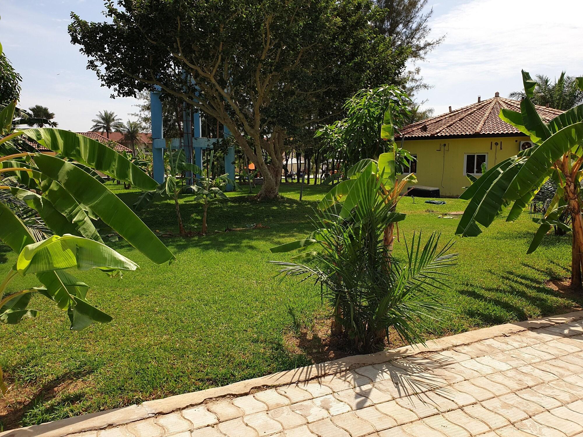 Djeliba Resort Serrekunda Exterior photo