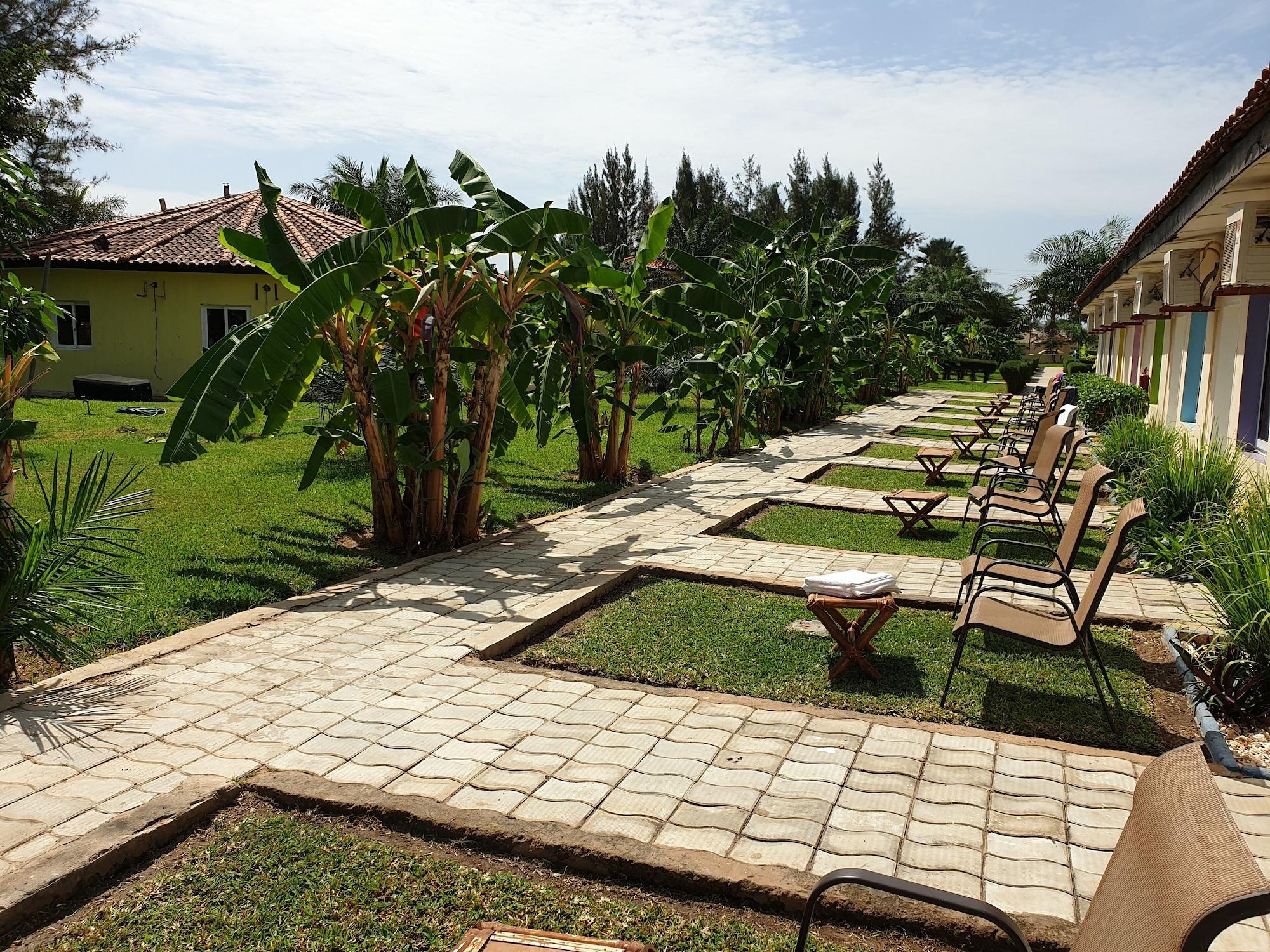Djeliba Resort Serrekunda Exterior photo